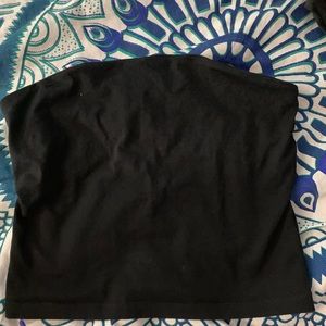 Black strapless crop top